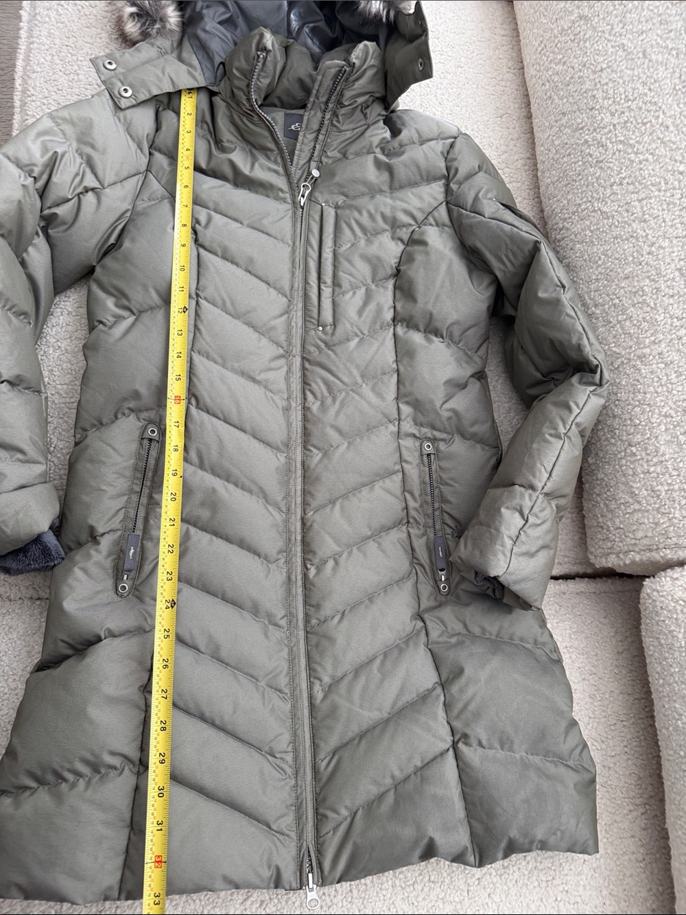 Eddie Bauer Olive Green Quilted Long Puffer Coat with Fur Hood Size M - Picture 6 of 11